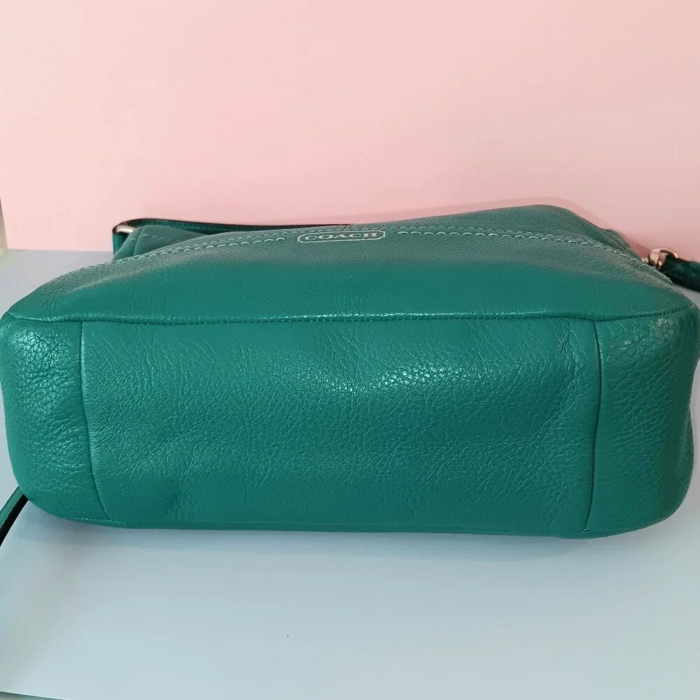 GORGEOUS COACH PARK Small Hobo Crossbody Bag Green Leather Retro Vintage - Picture 5 of 8